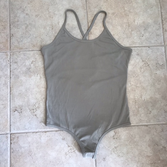 NWOT Double Zero Olive Strappy Back Bodysuit - Picture 3 of 7